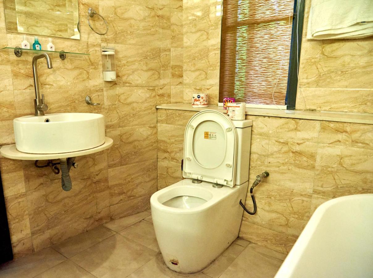 Mayfair Hotel Maitama Абуджа Экстерьер фото